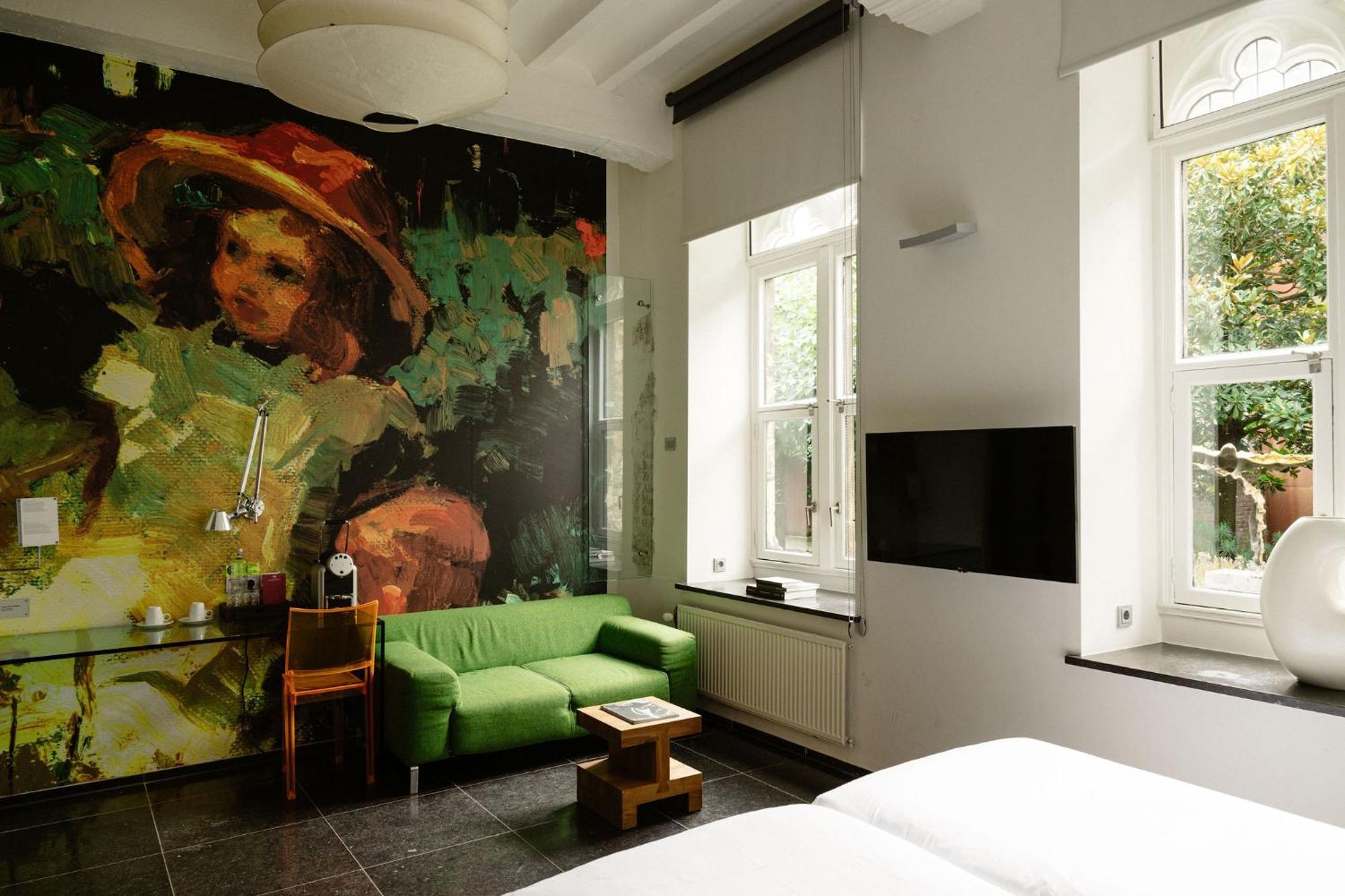 Kruisherenhotel Maastricht - Oostwegel Collection, Member Of Design Hotels Exterior foto A room at the hotel