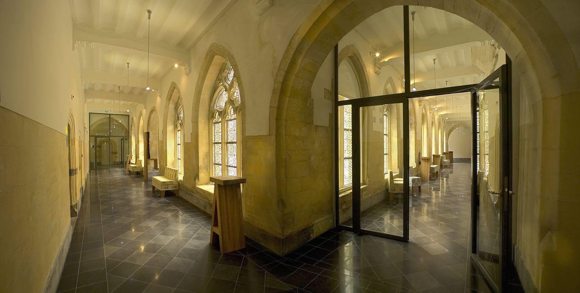 Kruisherenhotel Maastricht - Oostwegel Collection, Member Of Design Hotels Exterior foto The interior of the museum